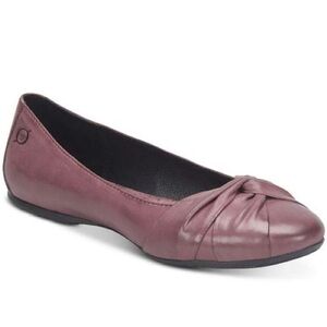 NIB Born Woman's Lily Ballet Flats Burgundy Size 7.5